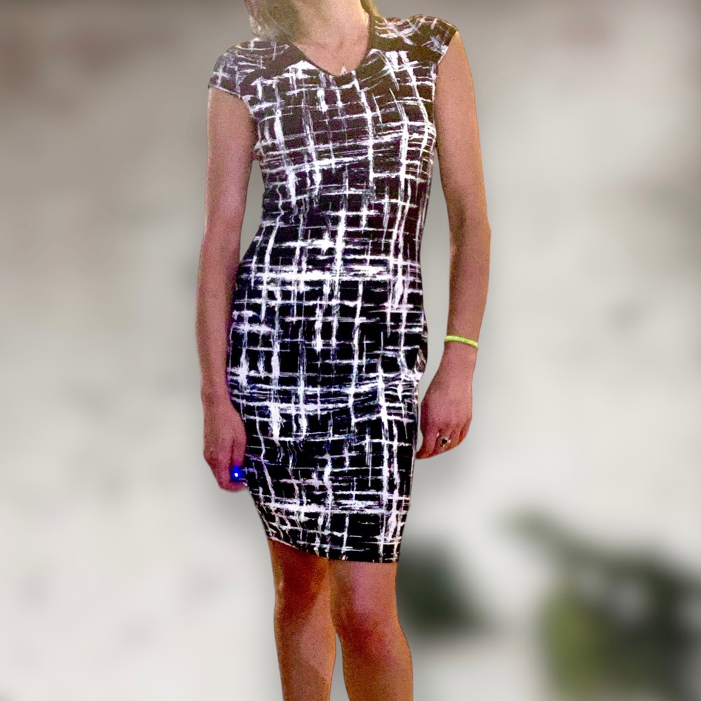 Abstract Print Bodycon Dress